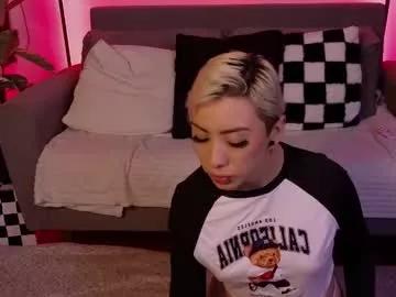 Freechat violettgrey_ on Chaturbate