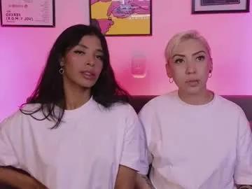 Freechat violettgrey_ on Chaturbate