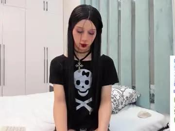 vivianmiller_ — suck dildo #lush #deepthroat #dildo #anal #gothic [370 tokens remaining]