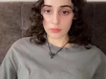 Away wonderland_stia on Chaturbate