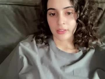 Away wonderland_stia on Chaturbate