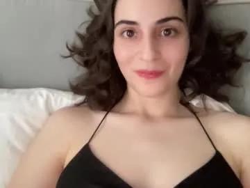 Away wonderland_stia on Chaturbate