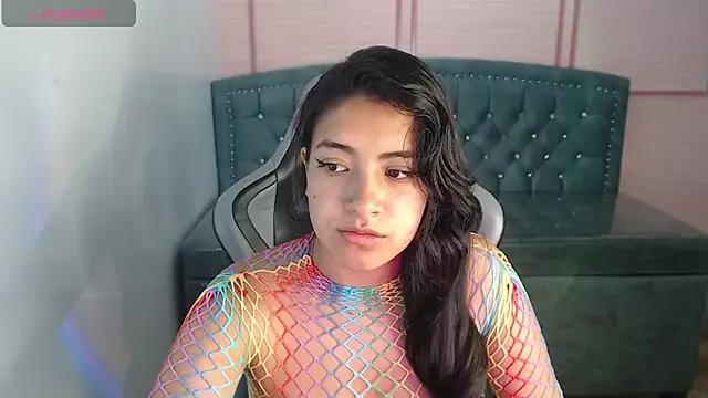 Freechat alexa_romero_t on StripChat