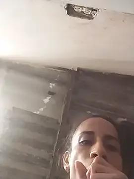 Freechat AlexaWarner on StripChat