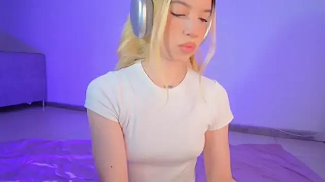 StripChat Alina_Lee_t is Freechat Alina_Lee_t — clamps in tits