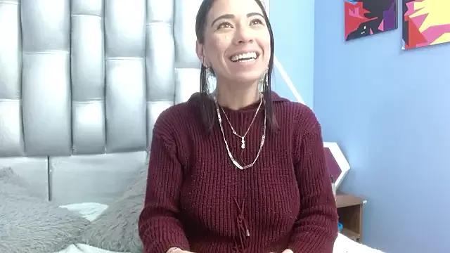 Freechat angelina_ny on StripChat