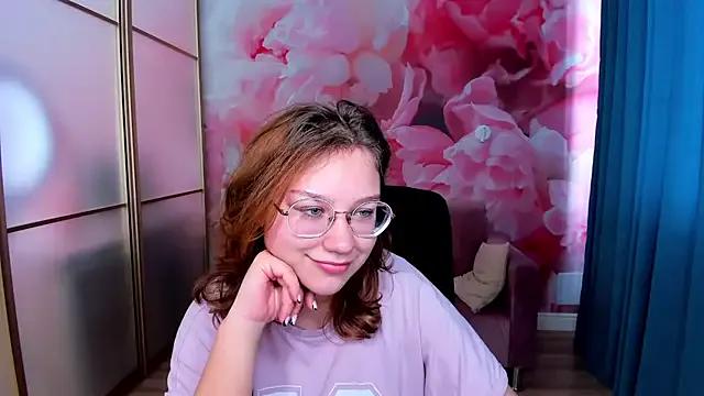 StripChat AngelinaLow is Freechat AngelinaLow — twerk dance