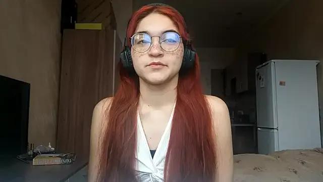 AnnikaDidomenico — spanking my ass