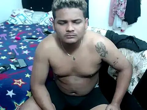 Freechat Boycuriousxxx on StripChat