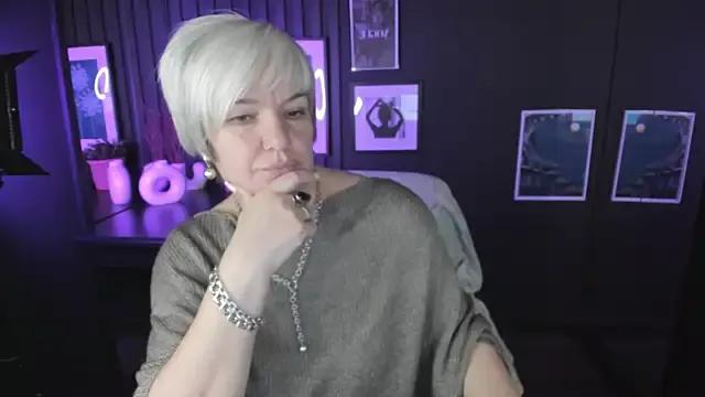 CarmenSoft on StripChat