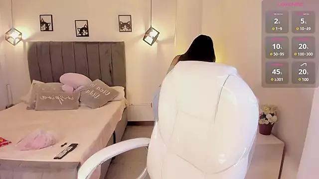 Catalinaa_martinez on StripChat 