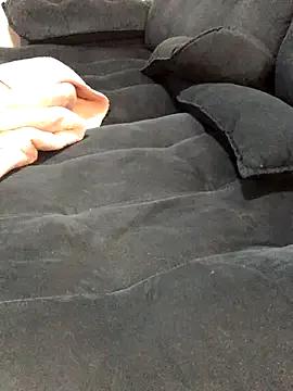 Catmila94 — Gozar quietinha (me em casa) 