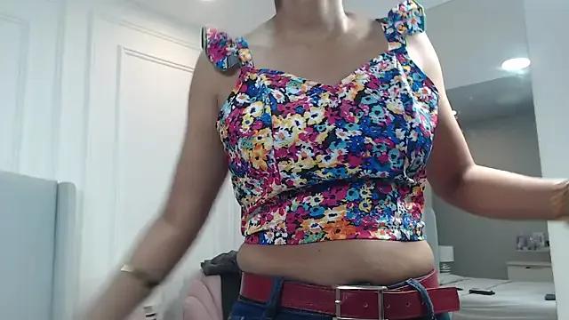 ChantalGarner on StripChat