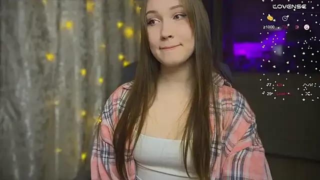 ChloeMillerMeow on StripChat