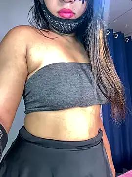 Freechat Cinderella-98 on StripChat