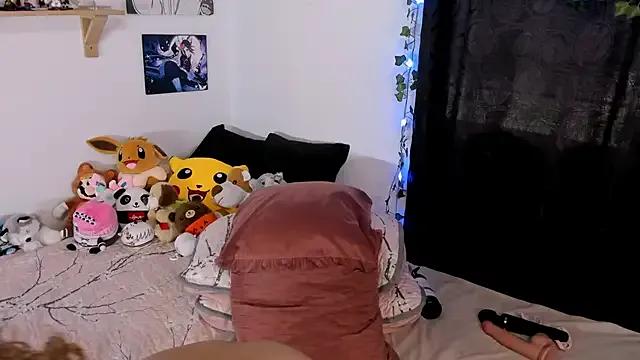 emma_trevorr on StripChat 