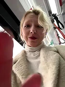 Freechat EveLittleSinner on StripChat