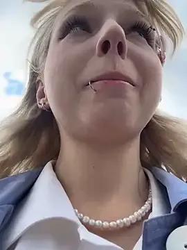 Freechat EveLittleSinner on StripChat