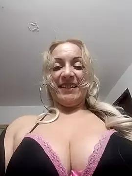 Fenix_528 on StripChat