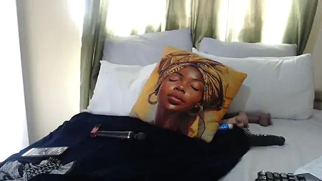 Freechat Foxybrownxx1 on StripChat