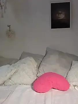 Freechat gymyagirlll on StripChat