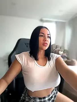 StripChat HannaBeckett is Freechat HannaBeckett — Get my tits free and massage then