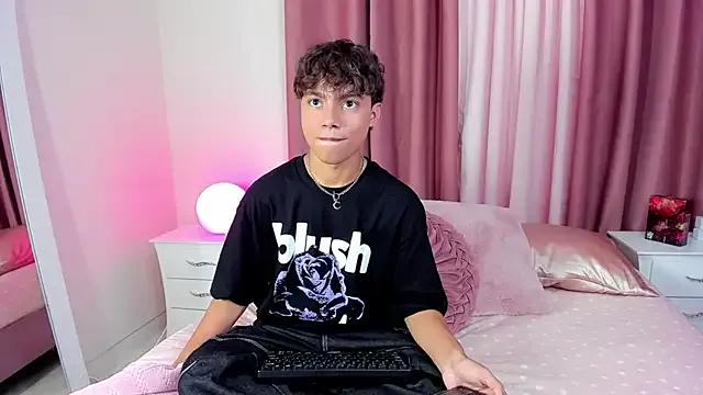 StripChat Honeymoon_sariel is Freechat Honeymoon_sariel — put on your lovense toy and jerk off