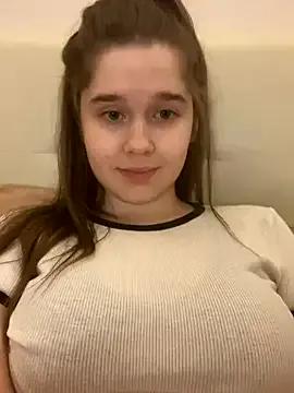 Freechat HornyGirlH on StripChat