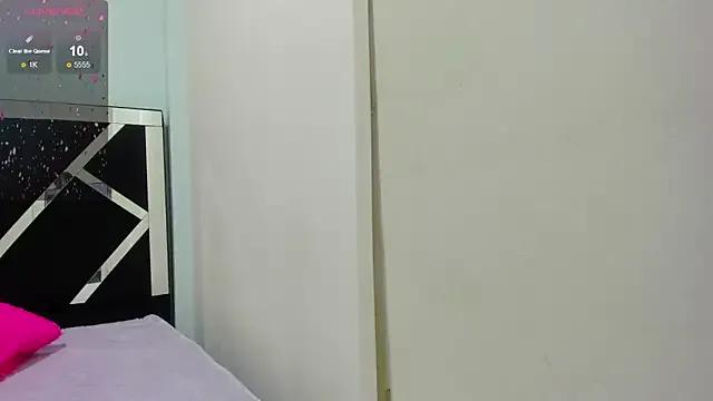 Freechat iisabella_noa on StripChat