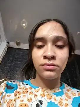 Freechat Isabella-Teen on StripChat