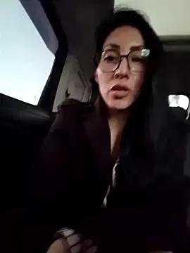 Freechat Isabellitasexi38 on StripChat