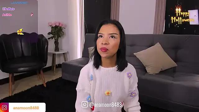 jennie_whitee on StripChat 