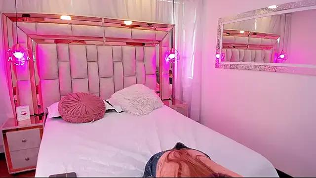 Katalina_Evans on StripChat 