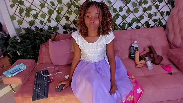 Freechat kimmysantoo on StripChat