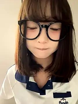 Freechat lelebaybay888 on StripChat