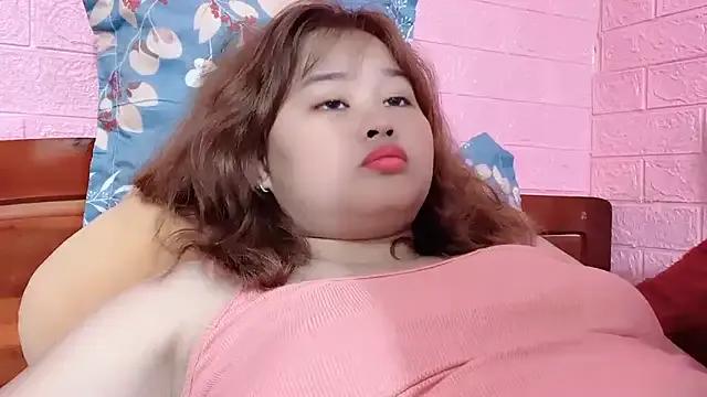 StripChat Lina8386 is Freechat Lina8386 — show mng