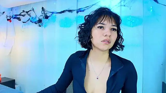 lina_bedoya_ on StripChat
