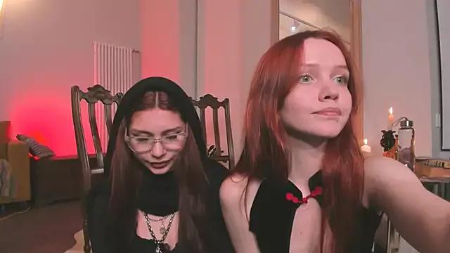 Freechat lina_x_x on StripChat