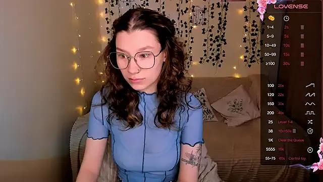 Private LinaBlossom_ on StripChat