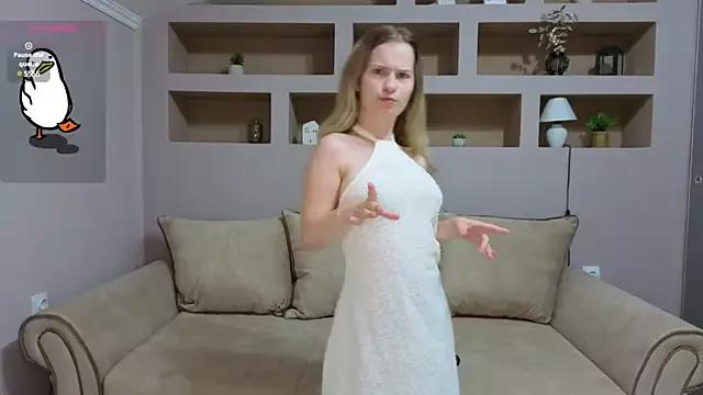 Freechat LinaCristonsen on StripChat