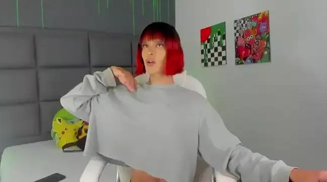 Private LOISE-XX on StripChat