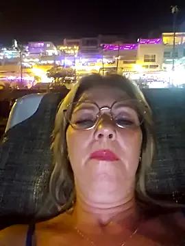 Freechat Melody73 on StripChat