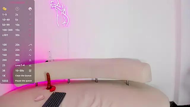 Freechat mia_everly on StripChat