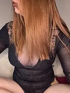 Freechat Mia_harmati on StripChat