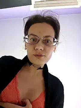 MilanaPure on StripChat