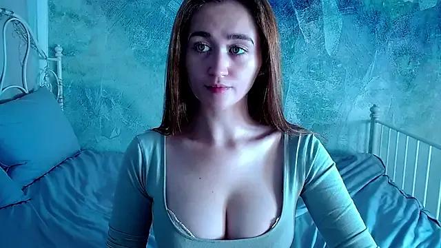 Freechat millllina on StripChat