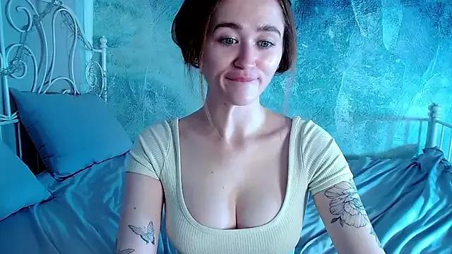 Freechat millllina on StripChat