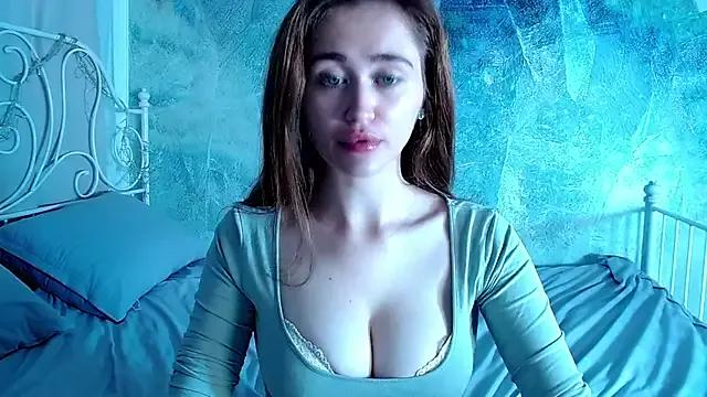 Freechat millllina on StripChat