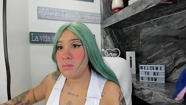 miss_danika — fuck ass messy atm