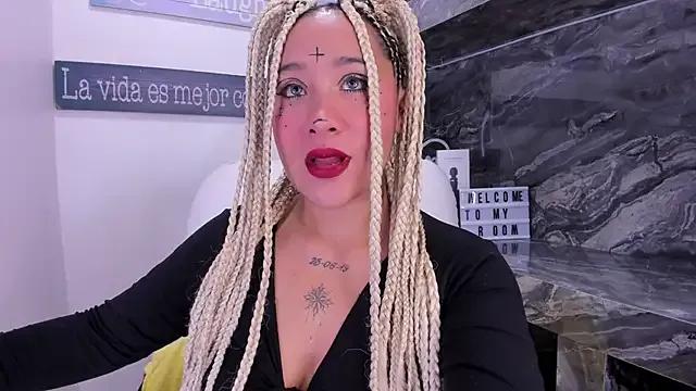 Freechat miss_danika on StripChat